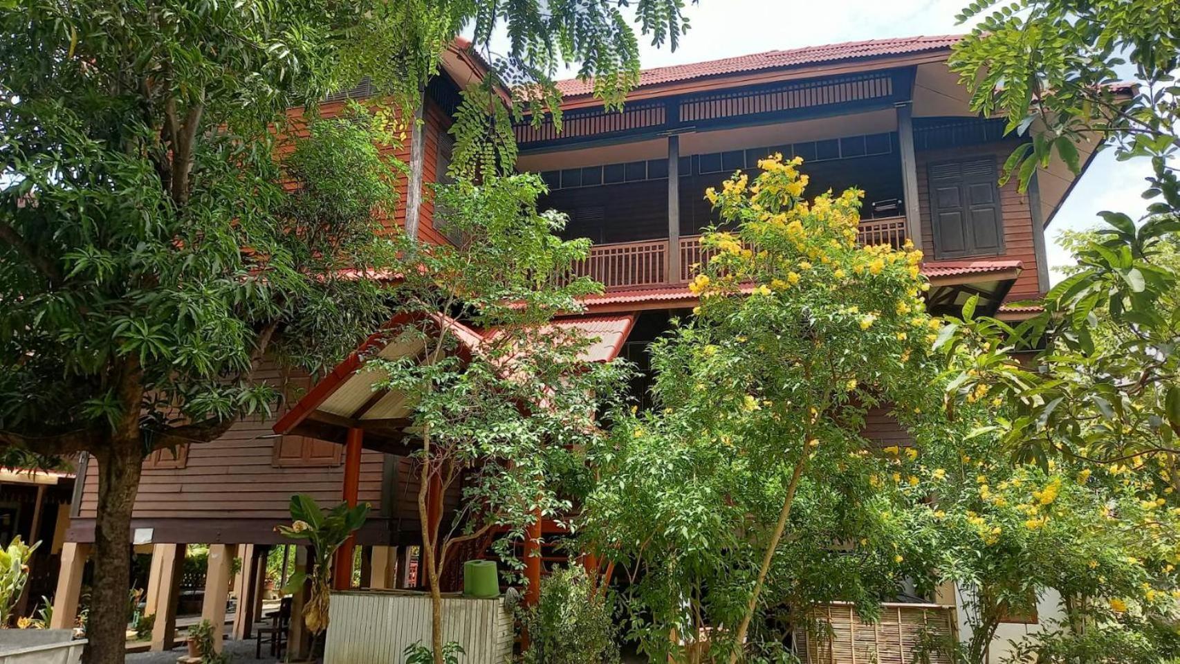 Baan Lotus Guest House Ayutthaya Eksteriør bilde
